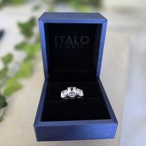 Italo Jewelry Three Stone Oval White Sapphire Ring 925 Silver with Box